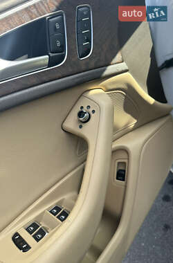 Седан Audi A6 2012 в 