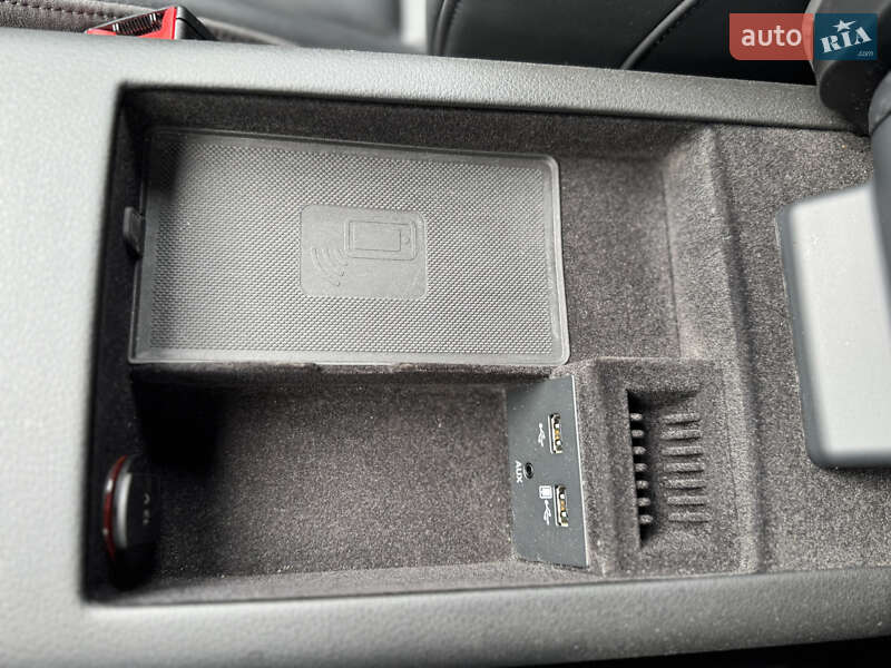 Універсал Audi A6 2015 в Луцьку
