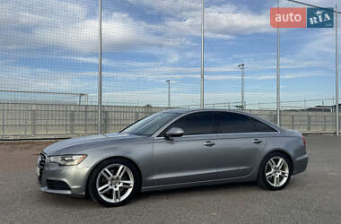 Седан Audi A6 2014 в 