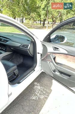 Седан Audi A6 2012 в 