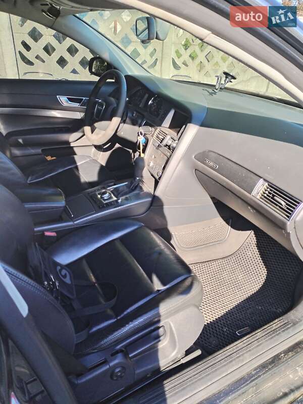 Седан Audi A6 2004 в Барышевке