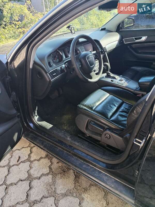 Седан Audi A6 2004 в Барышевке