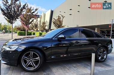 Седан Audi A6 2014 в 