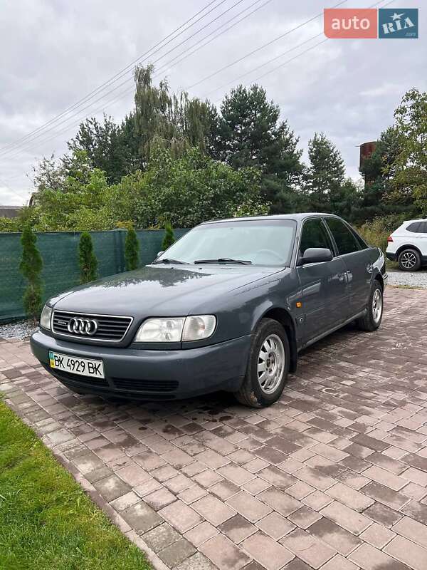 Седан Audi A6 1995 в 