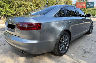 Седан Audi A6 2010 в 
