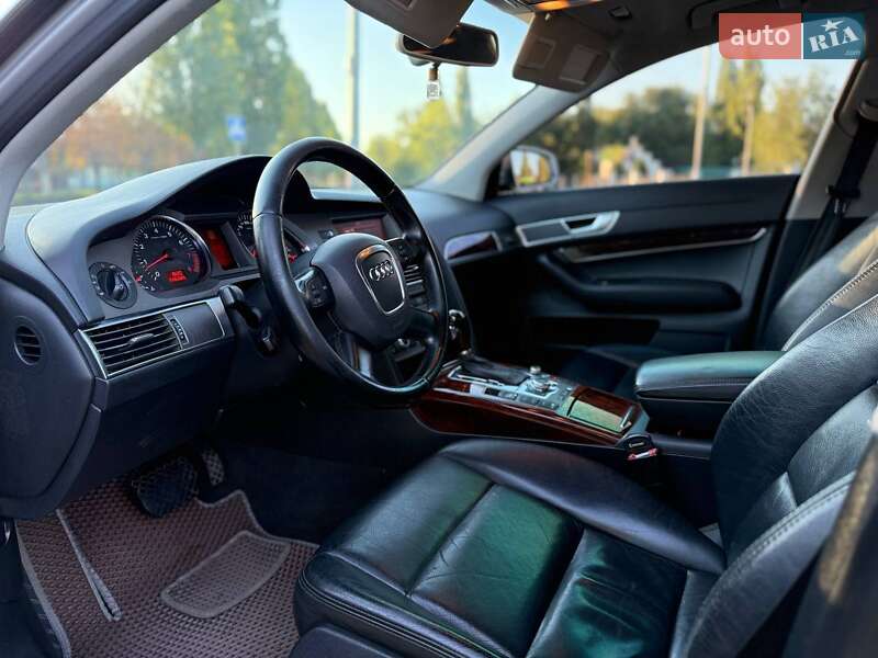Седан Audi A6 2004 в Кременчуге