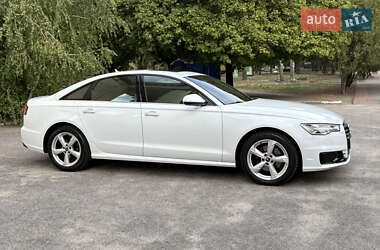Седан Audi A6 2015 в 