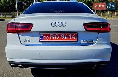 Седан Audi A6 2015 в 