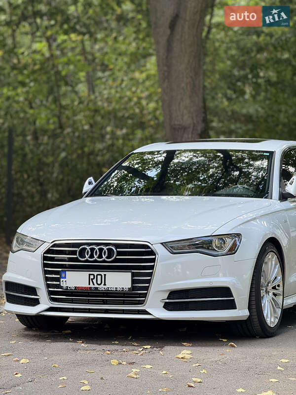 Седан Audi A6 2015 в Киеве