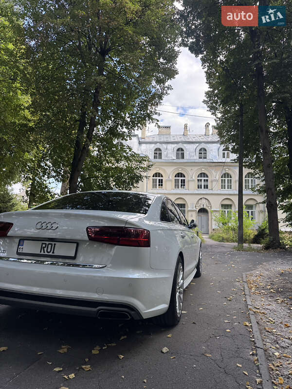 Седан Audi A6 2015 в Киеве