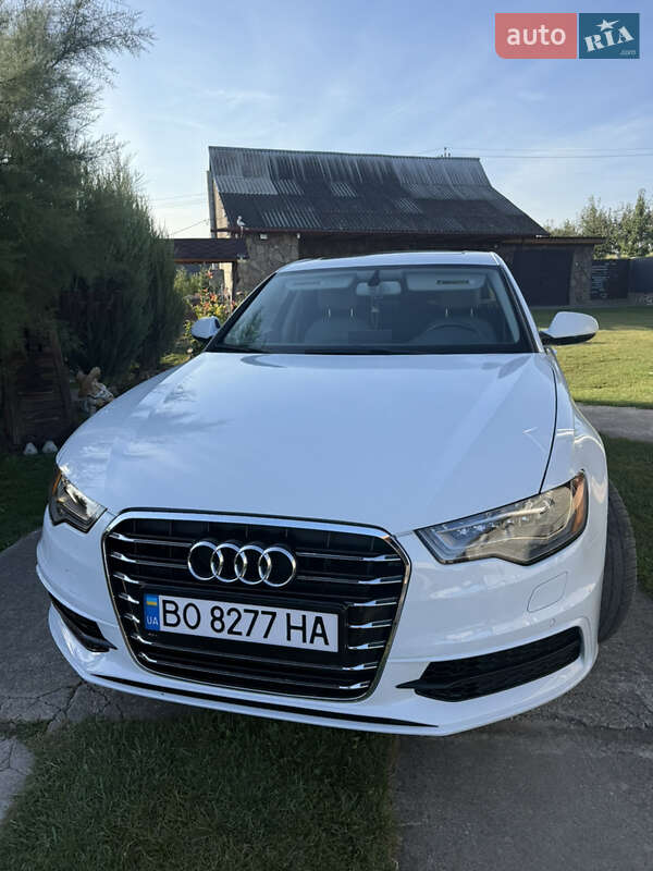Седан Audi A6 2014 в Гусятине