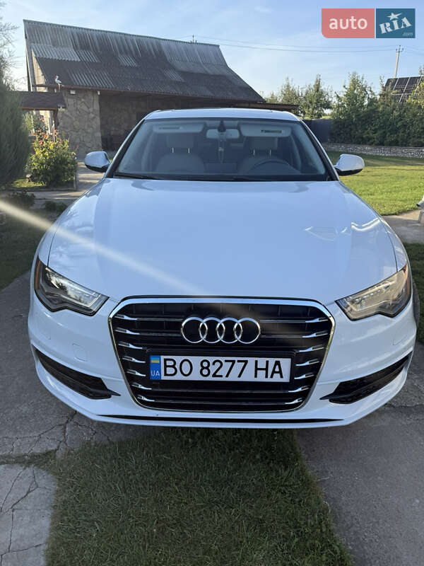Седан Audi A6 2014 в Гусятине