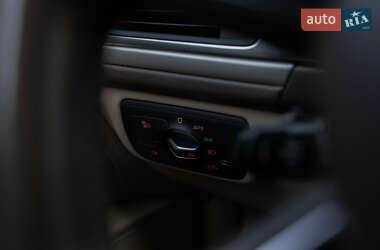 Седан Audi A6 2018 в 