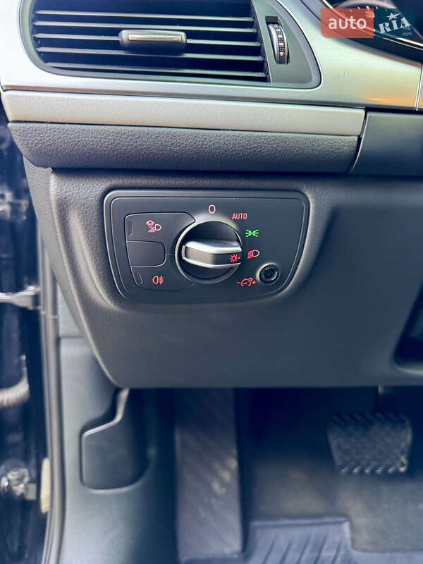 Седан Audi A6 2015 в Самборе