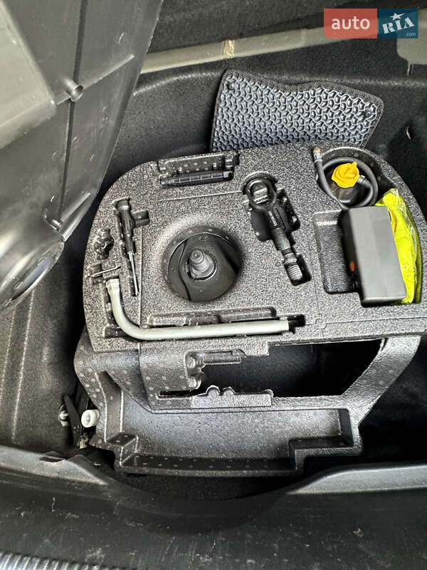 Седан Audi A6 2015 в Самборе