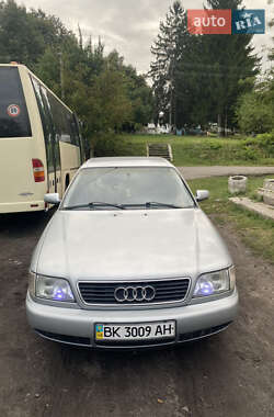 Седан Audi A6 1996 в Клевані