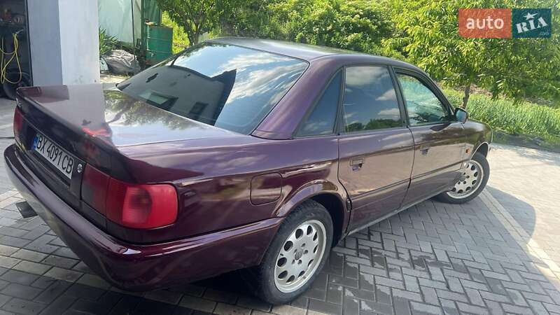Седан Audi A6 1996 в Ярмолинцах