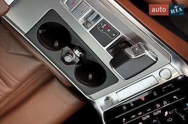 Седан Audi A6 2020 в 