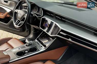 Седан Audi A6 2020 в 
