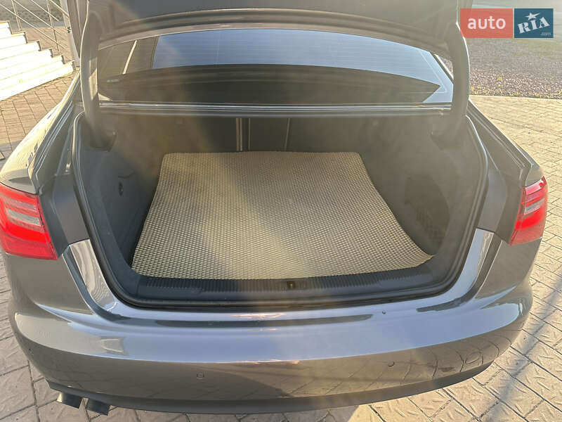 Седан Audi A6 2011 в Львове