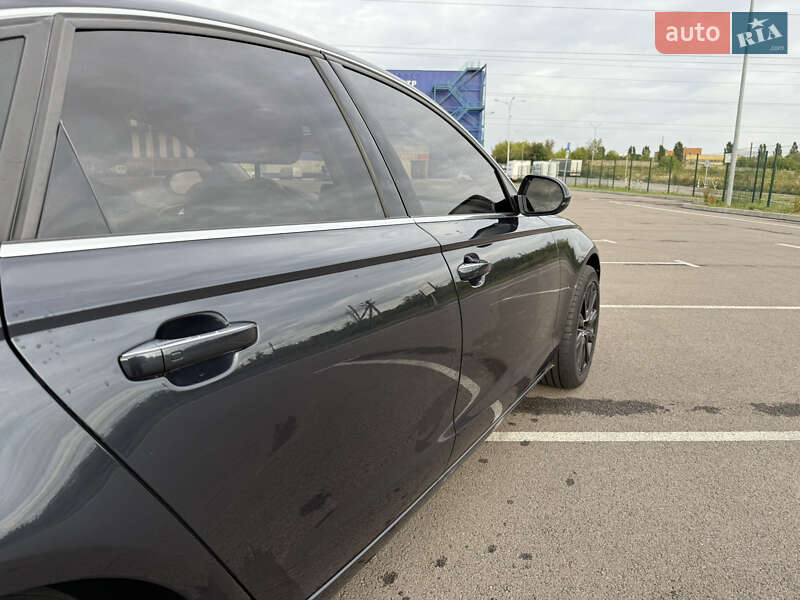 Седан Audi A6 2012 в Рівному