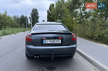 Седан Audi A6 2002 в 