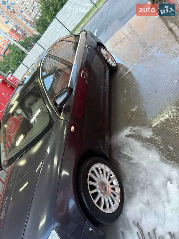Седан Audi A6 2004 в Киеве