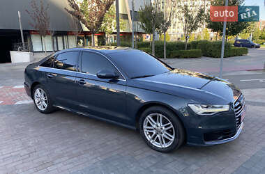 Седан Audi A6 2015 в 