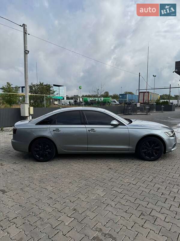 Седан Audi A6 2014 в Львові