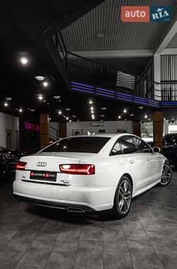 Седан Audi A6 2016 в 