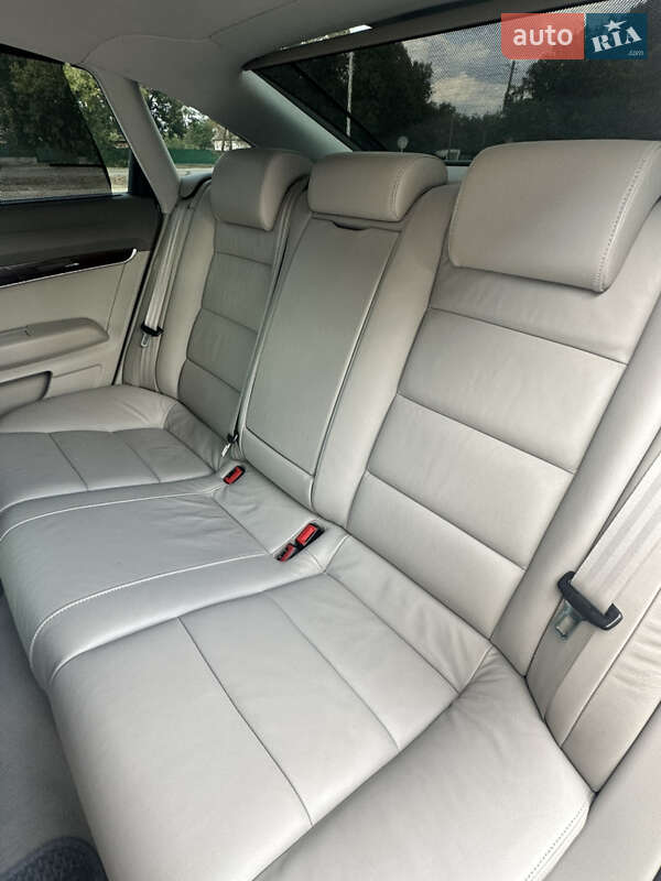 Седан Audi A6 2010 в Миргороді