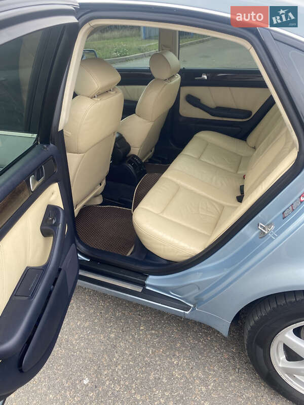 Седан Audi A6 2003 в Яготине