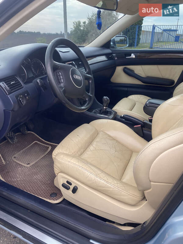 Седан Audi A6 2003 в Яготине