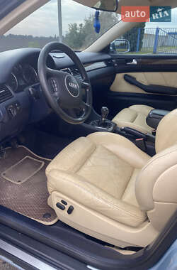 Седан Audi A6 2003 в 