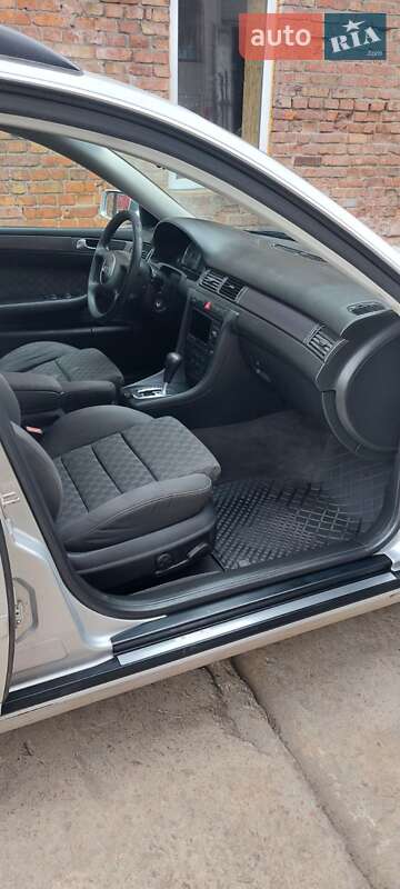 Універсал Audi A6 2004 в Сумах