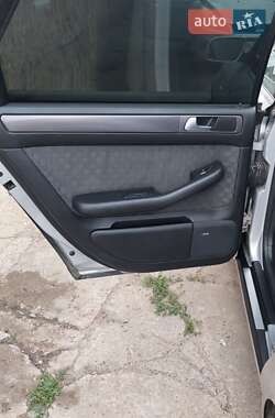 Універсал Audi A6 2004 в 