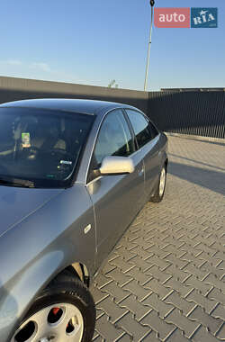 Седан Audi A6 2001 в 