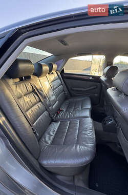 Седан Audi A6 2001 в 