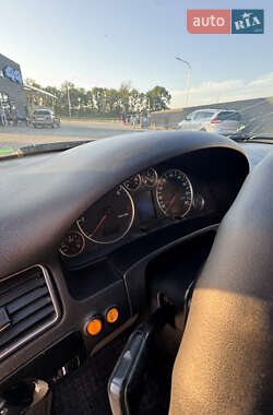 Седан Audi A6 2001 в 