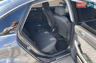 Седан Audi A6 2003 в 