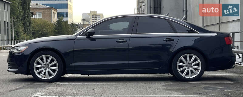 Седан Audi A6 2012 в Киеве