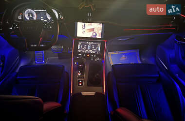 Универсал Audi A6 2019 в 