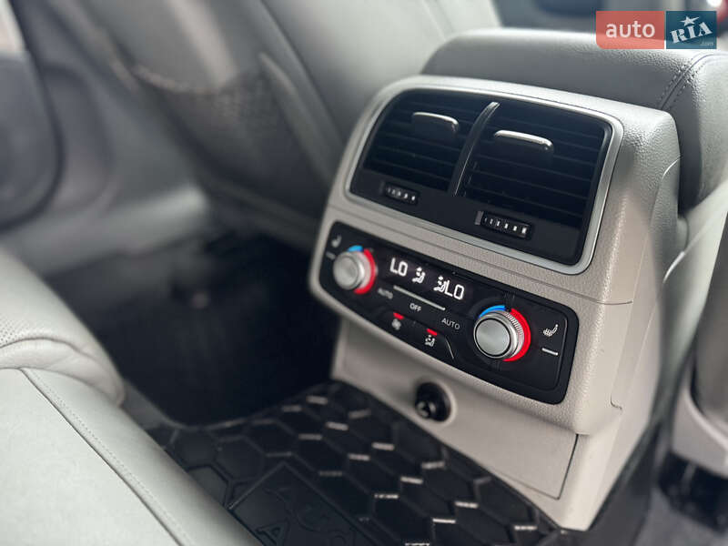 Седан Audi A6 2011 в Хмельницком