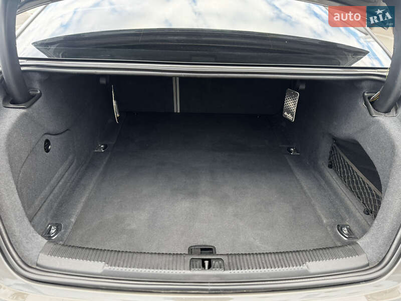 Седан Audi A6 2011 в Хмельницком