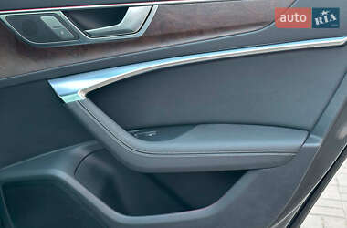 Седан Audi A6 2019 в 