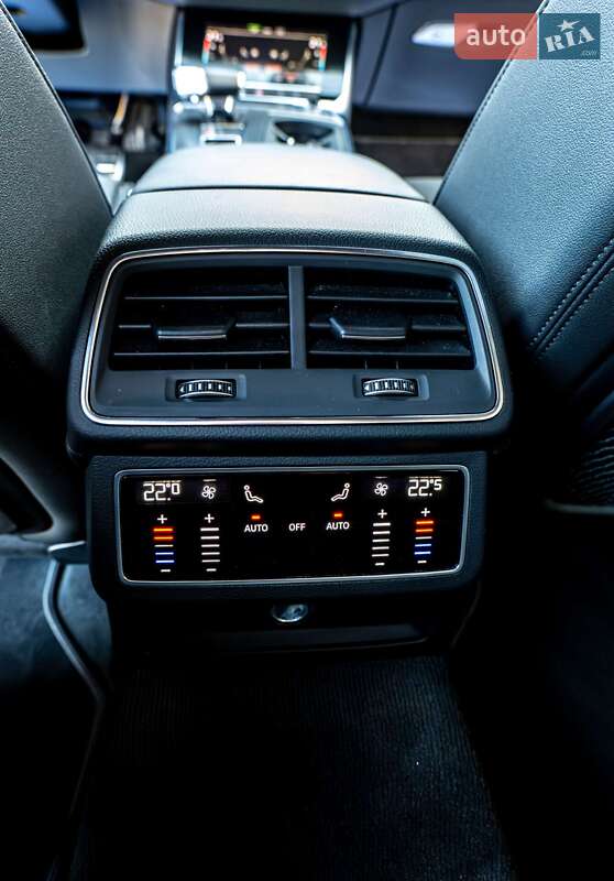 Универсал Audi A6 2021 в Черновцах