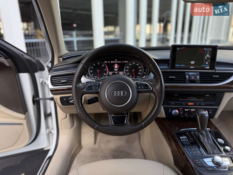 Седан Audi A6 2015 в Киеве