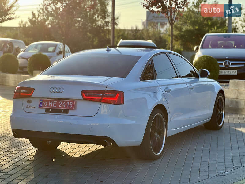 Седан Audi A6 2013 в Ровно