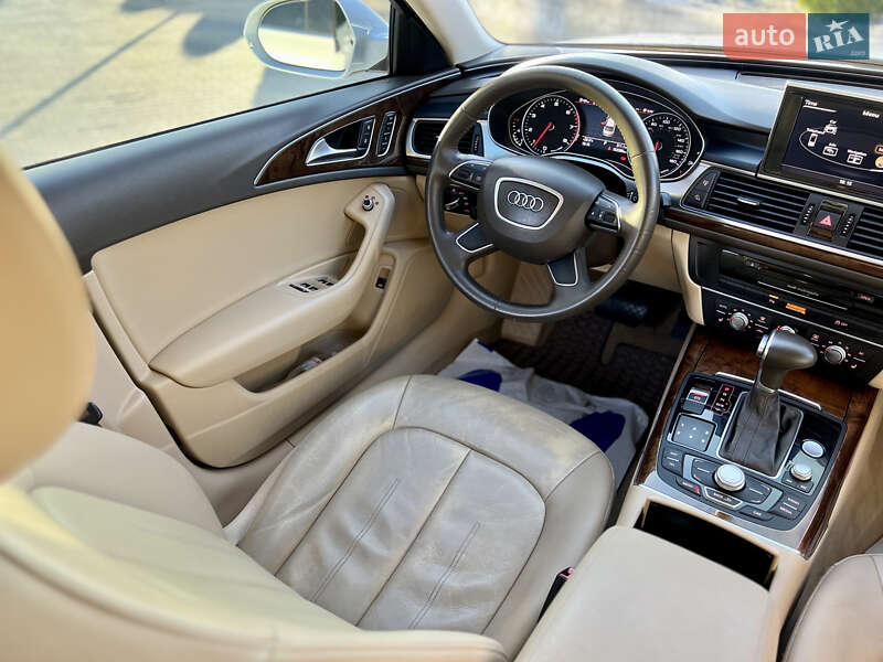 Седан Audi A6 2013 в Ровно
