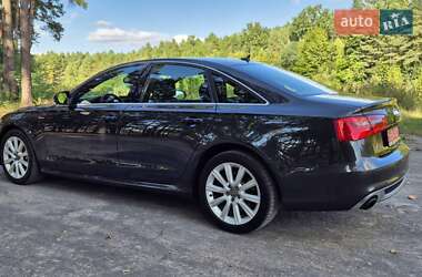 Седан Audi A6 2012 в 